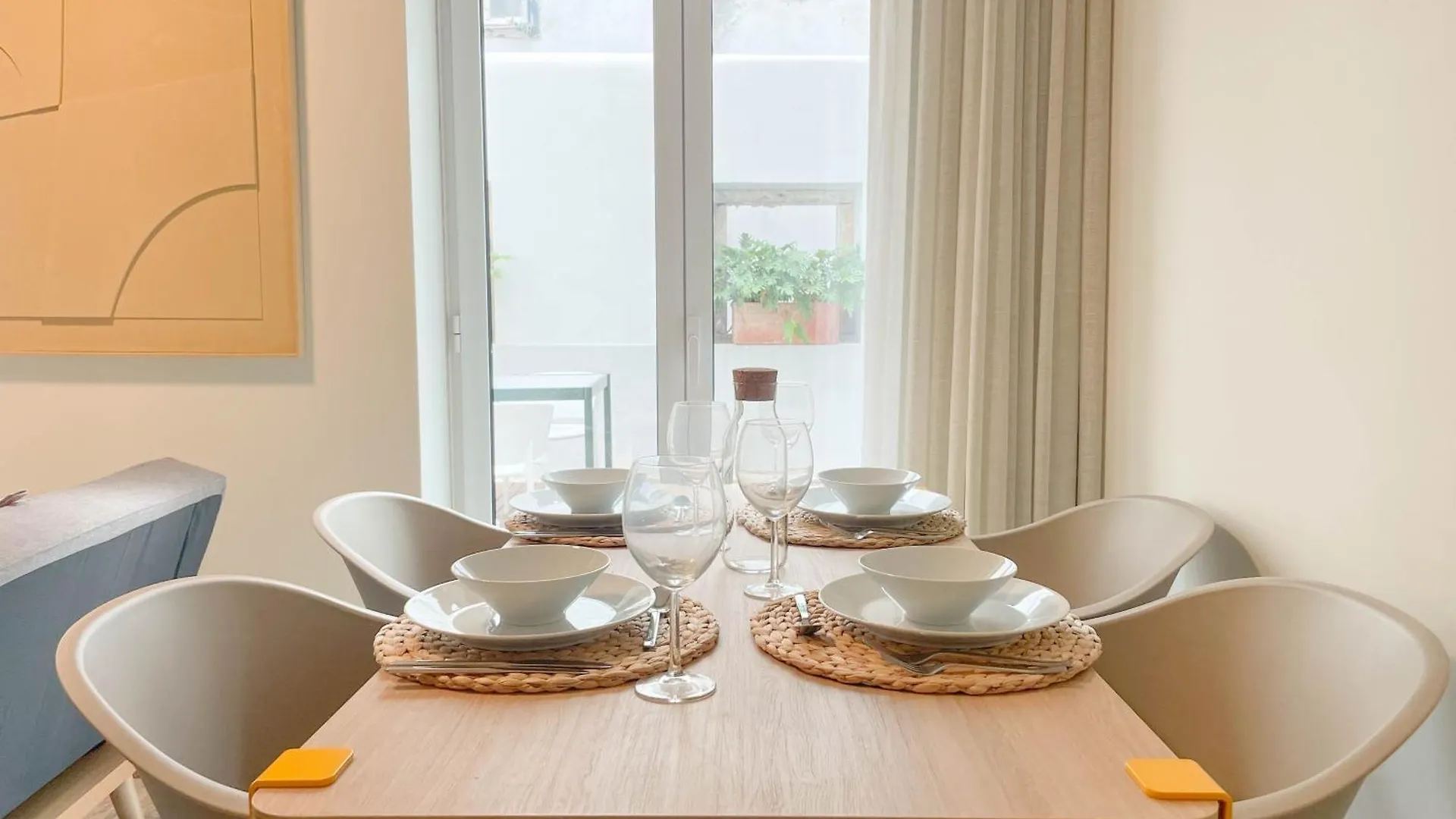 Machadinho Modern Apartments Lisbon