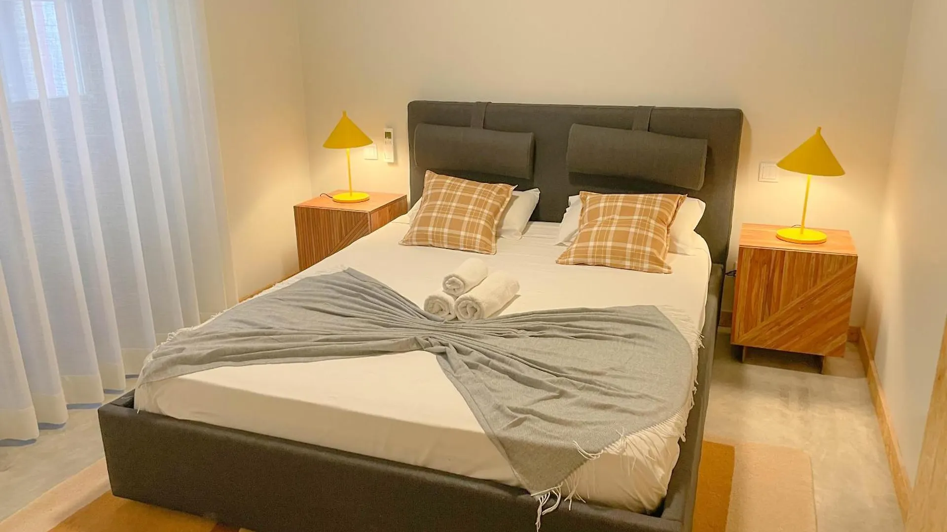 Machadinho Modern Apartments Lisbon